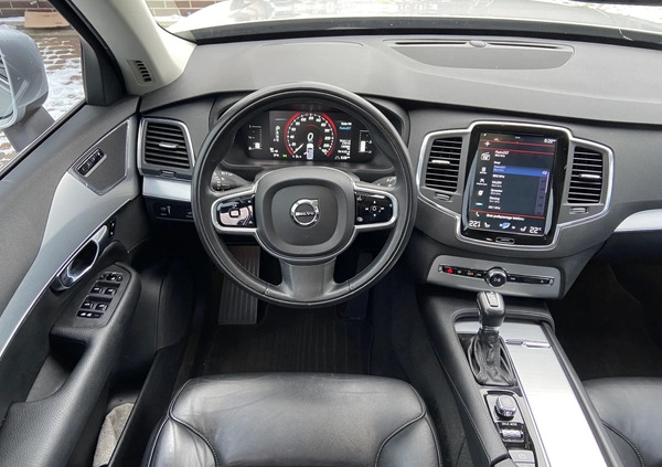 Volvo XC 90 cena 147900 przebieg: 120000, rok produkcji 2018 z Drezdenko małe 562